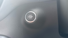 Volvo XC40 2.0 B4P Ultra Dark 5dr Auto Petrol Estate